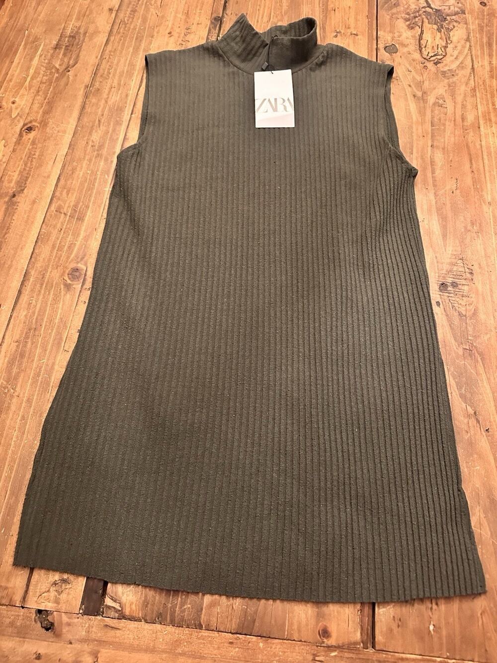 Zara Sleeveless Tunic Top Shirt Ribbed High Neck Size Medium Green Capsule